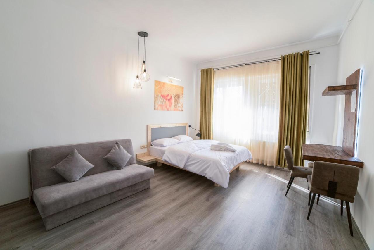Maria Boutique Suits Budapest Exterior foto